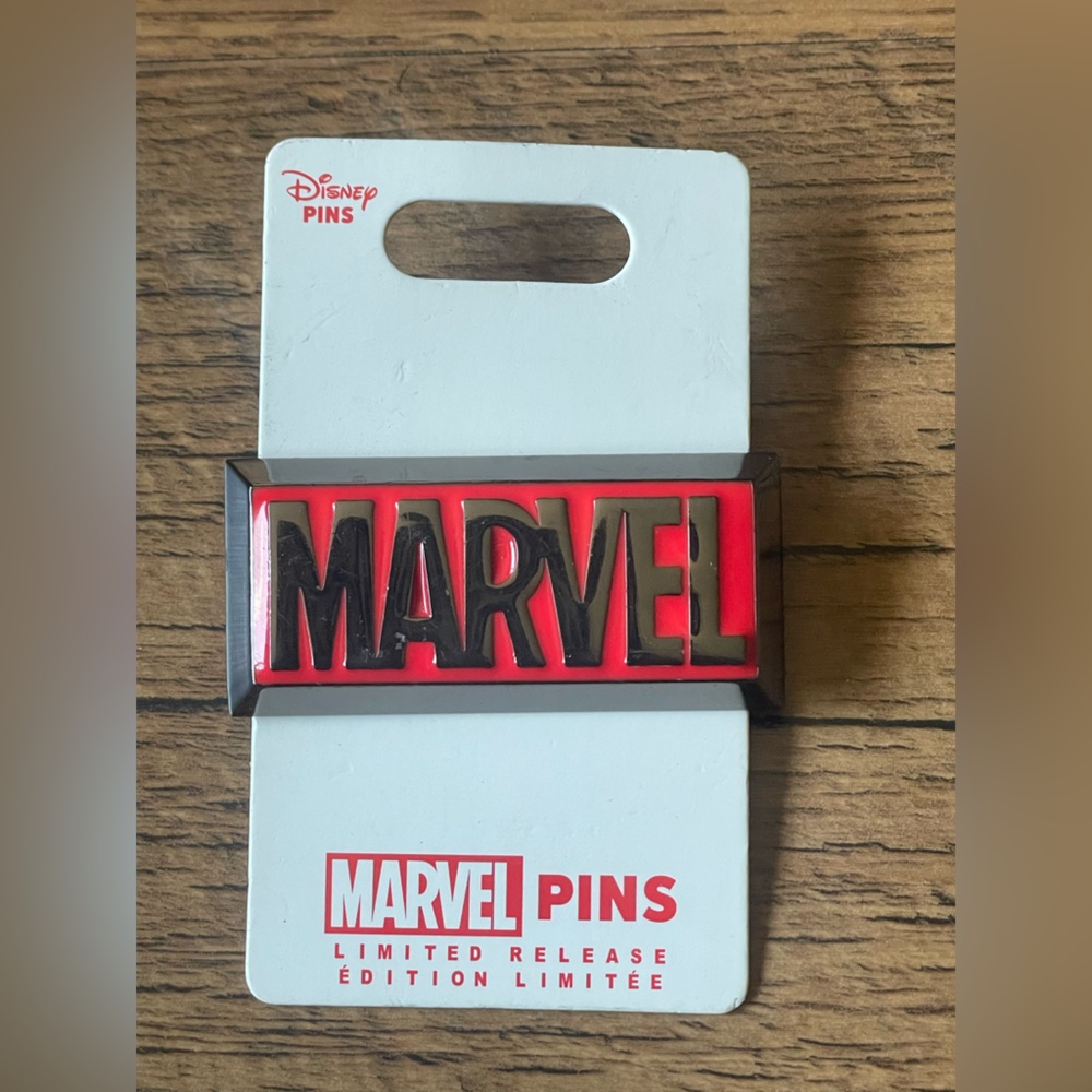 Marvel Disney trading Pin